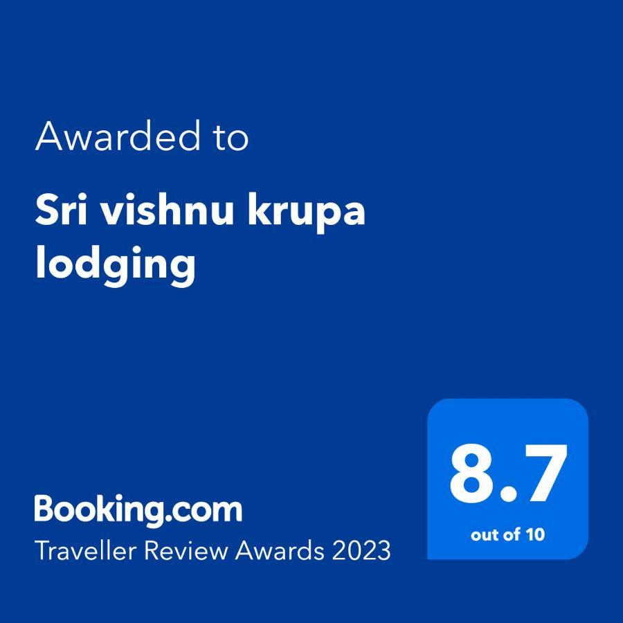 Sri Vishnu Krupa Lodging Belur  Kültér fotó